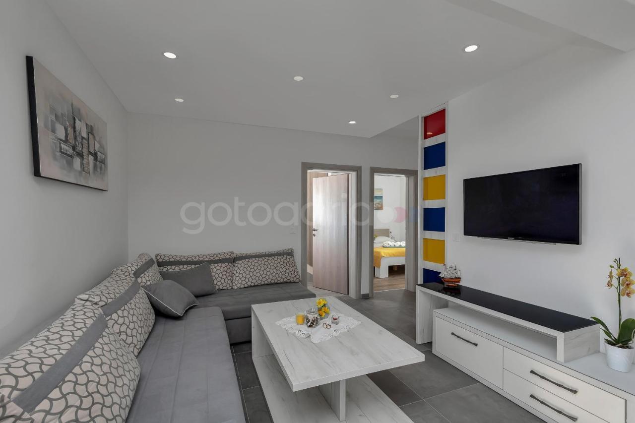 Luxury Apartment Poseidon - Free Beach Parking Μακάρσκα Εξωτερικό φωτογραφία