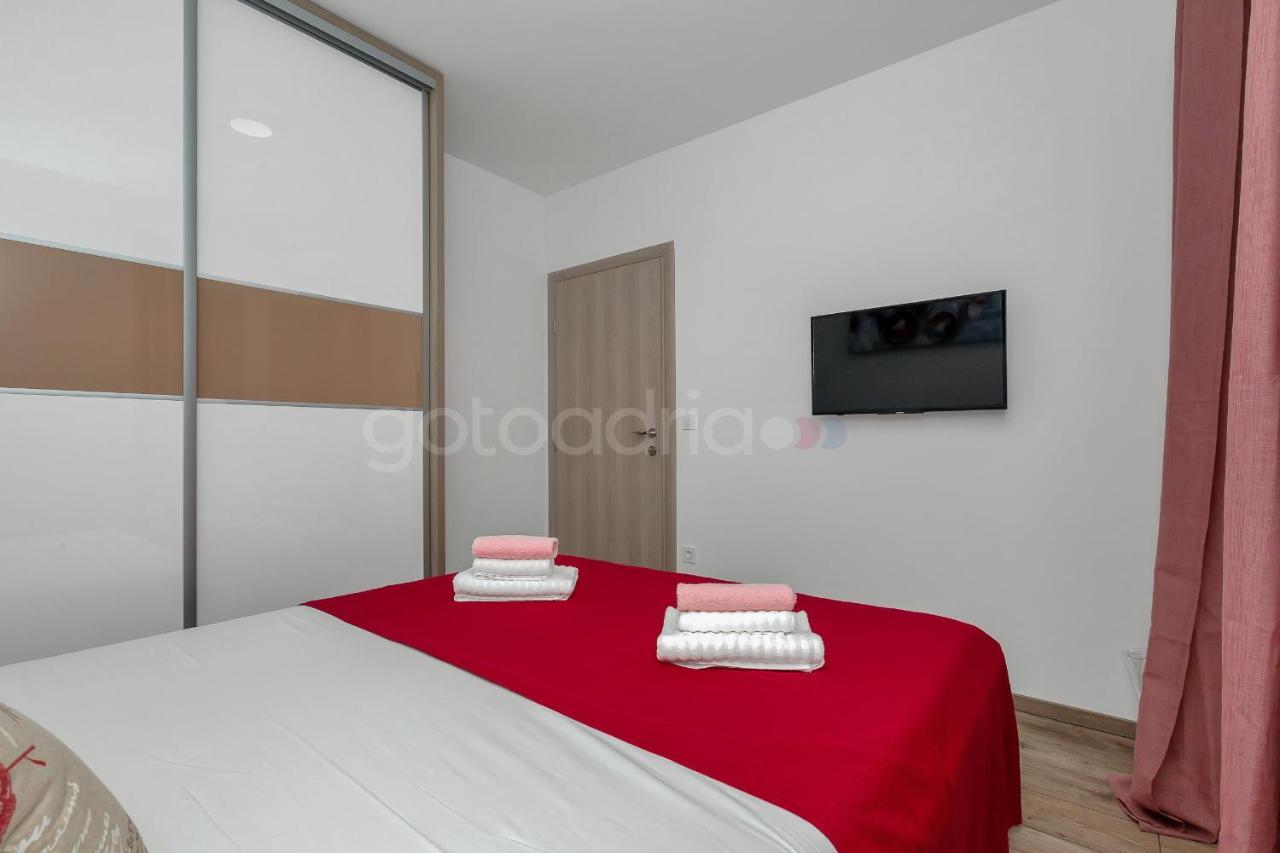 Luxury Apartment Poseidon - Free Beach Parking Μακάρσκα Εξωτερικό φωτογραφία