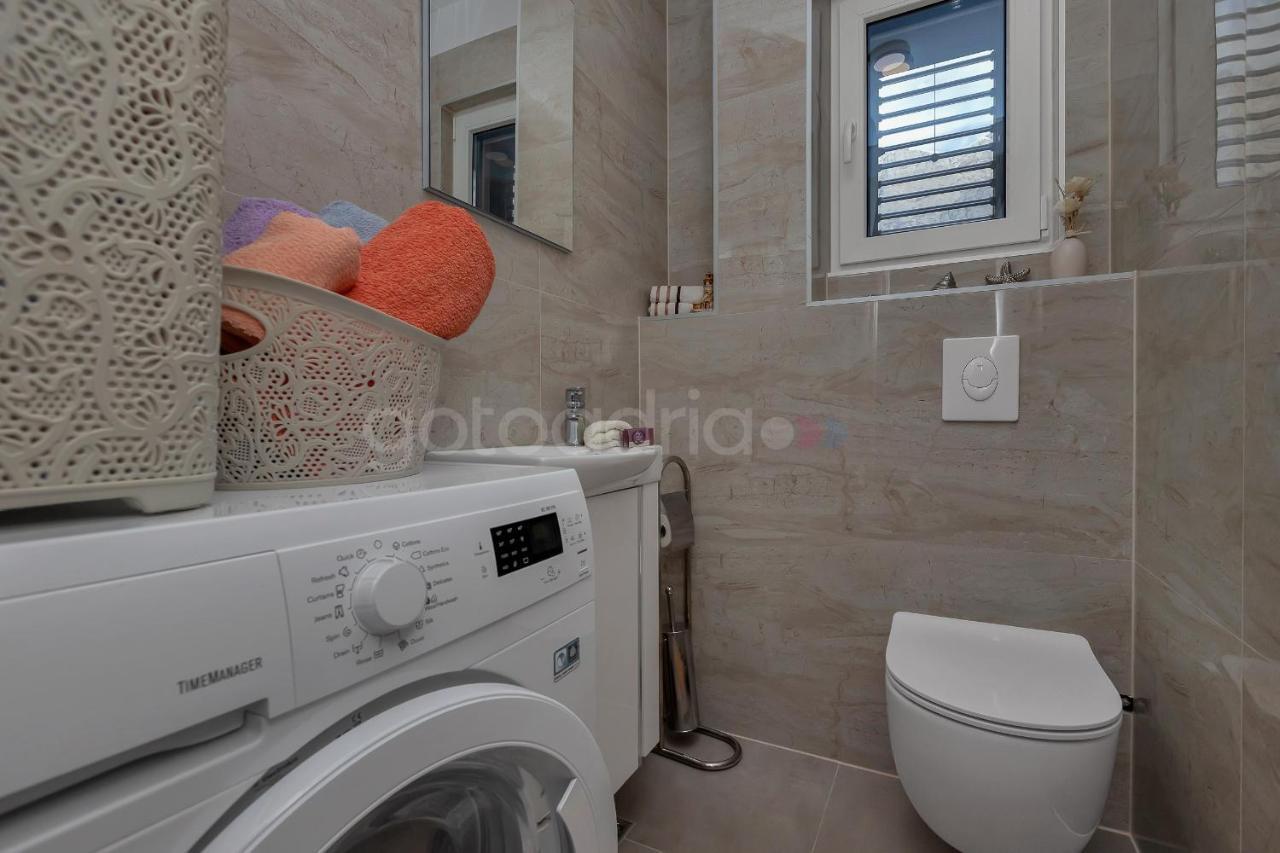 Luxury Apartment Poseidon - Free Beach Parking Μακάρσκα Εξωτερικό φωτογραφία